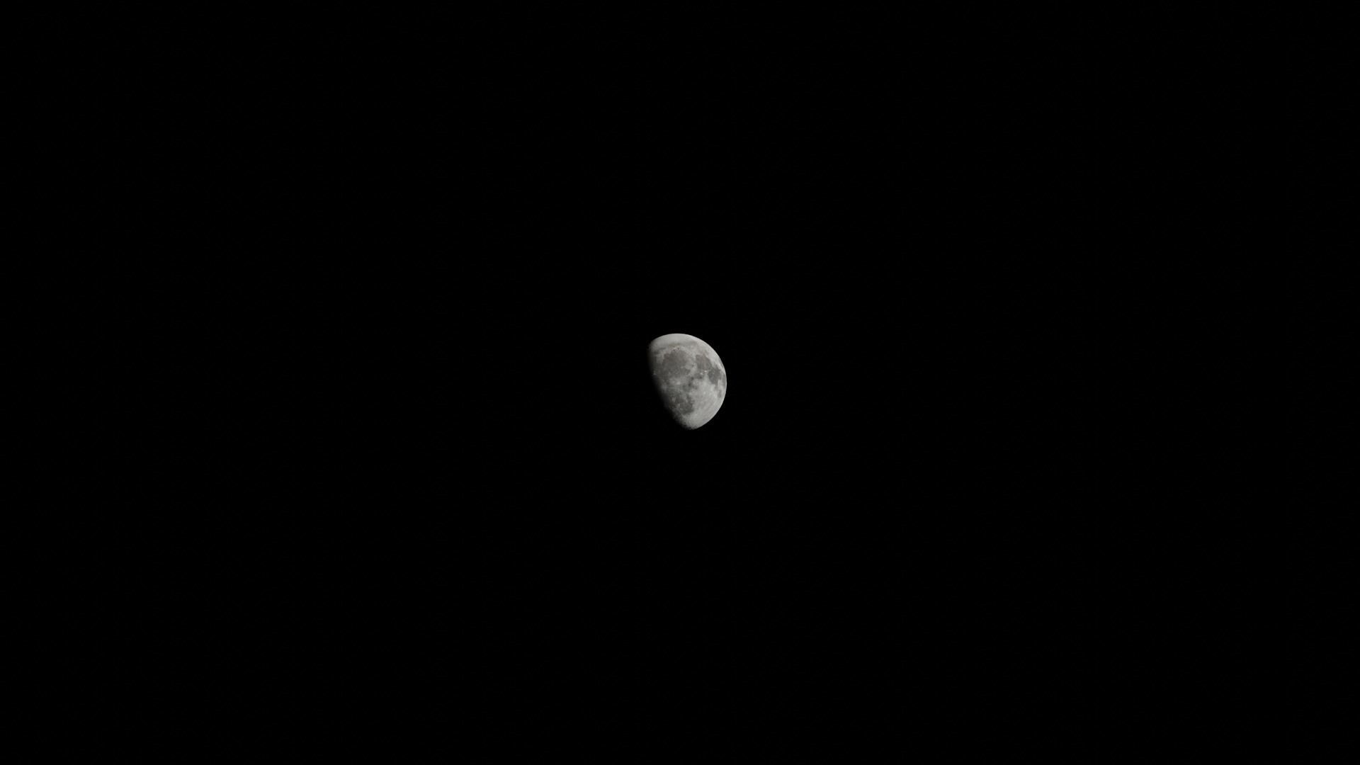8K Realistic Moon Free 3D model_2