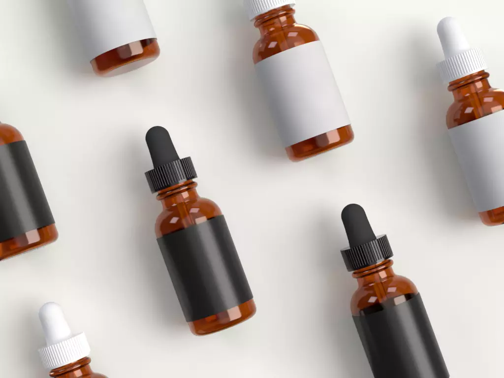 Dropper Bottle with Fluted Lid and Screw Top Low-poly 3D model_0