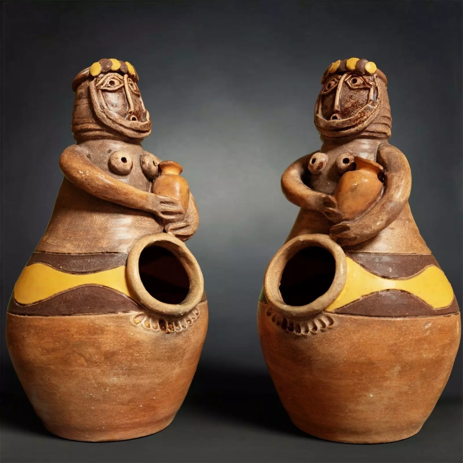 Penholder 2 clay figurine of woman holding pot Low-poly 3D model_0