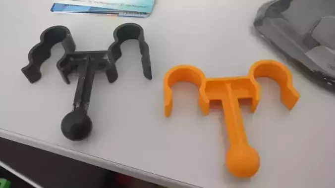 Ventilator circuit support for 3D print 3D print model
