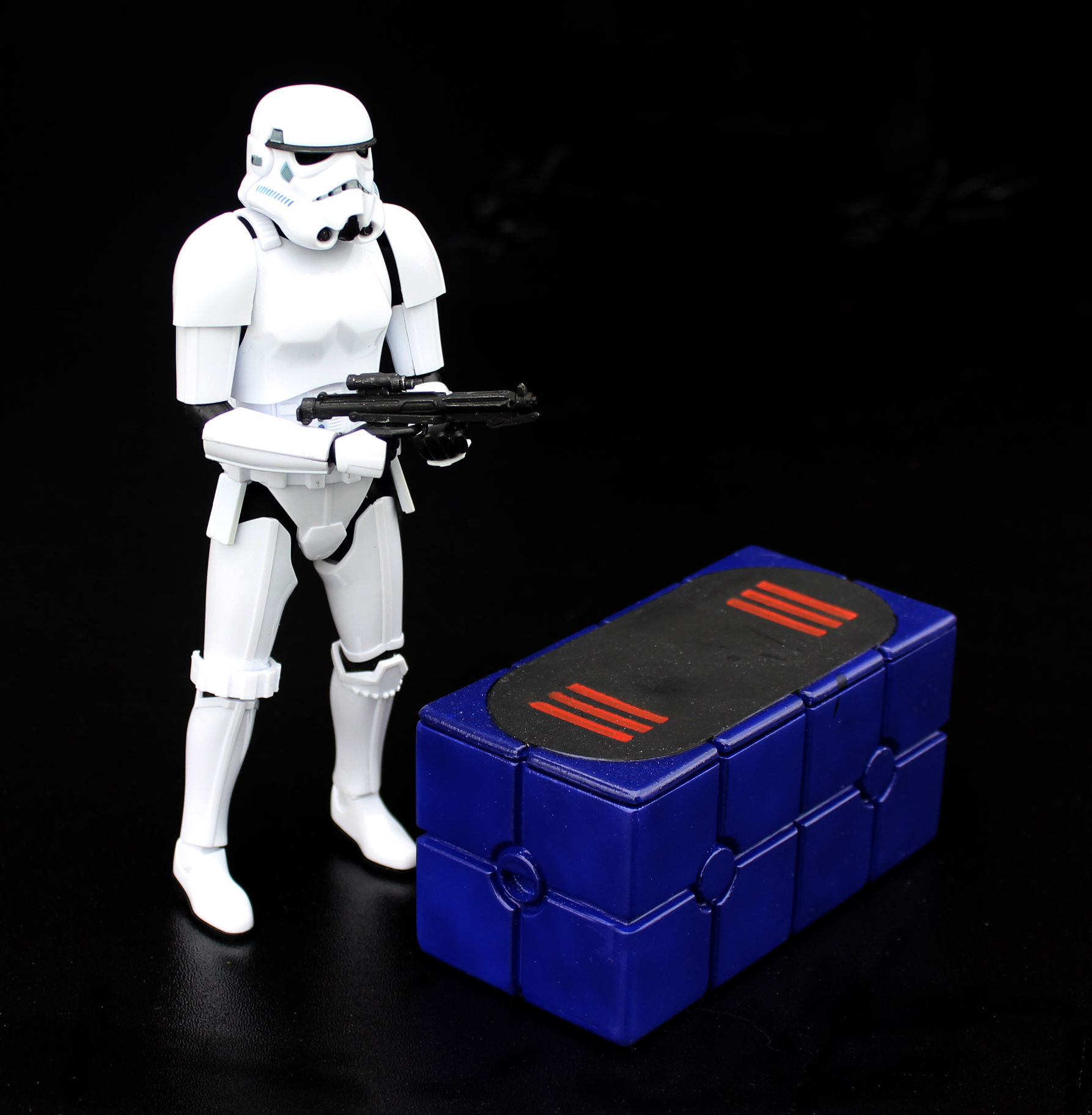 Scanning Crate with open lid 1-6 scale Hottoys 3D print model_25