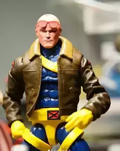 Generic Bald Head and glasses  fit for Marvel Legends