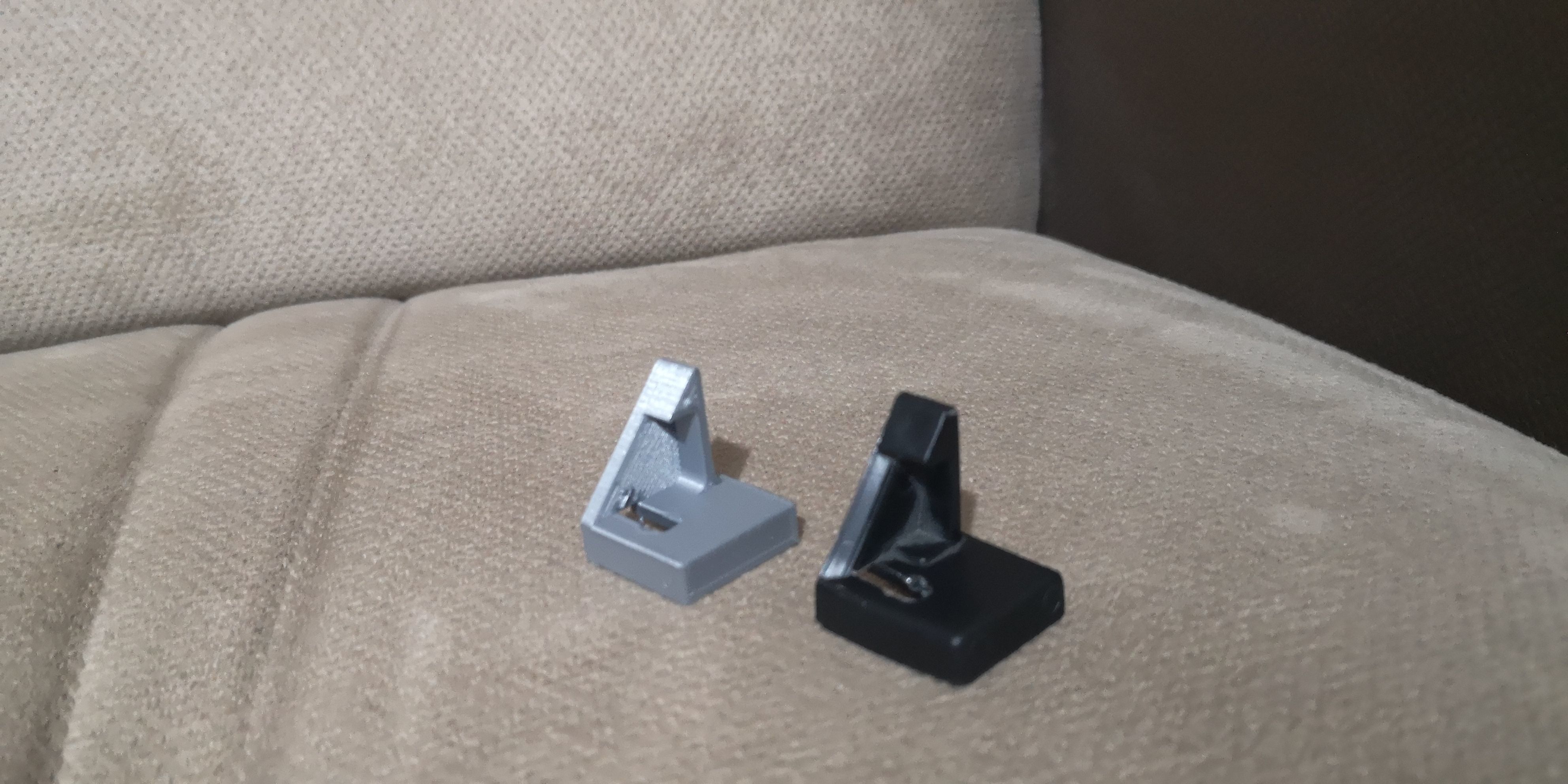 Fantom upright vacuum cleaner lock  3D print model_1