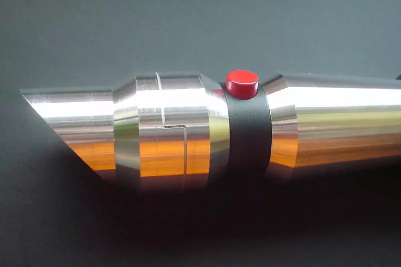 Star Wars Sariss Lightsaber Hilt 3D print model_0