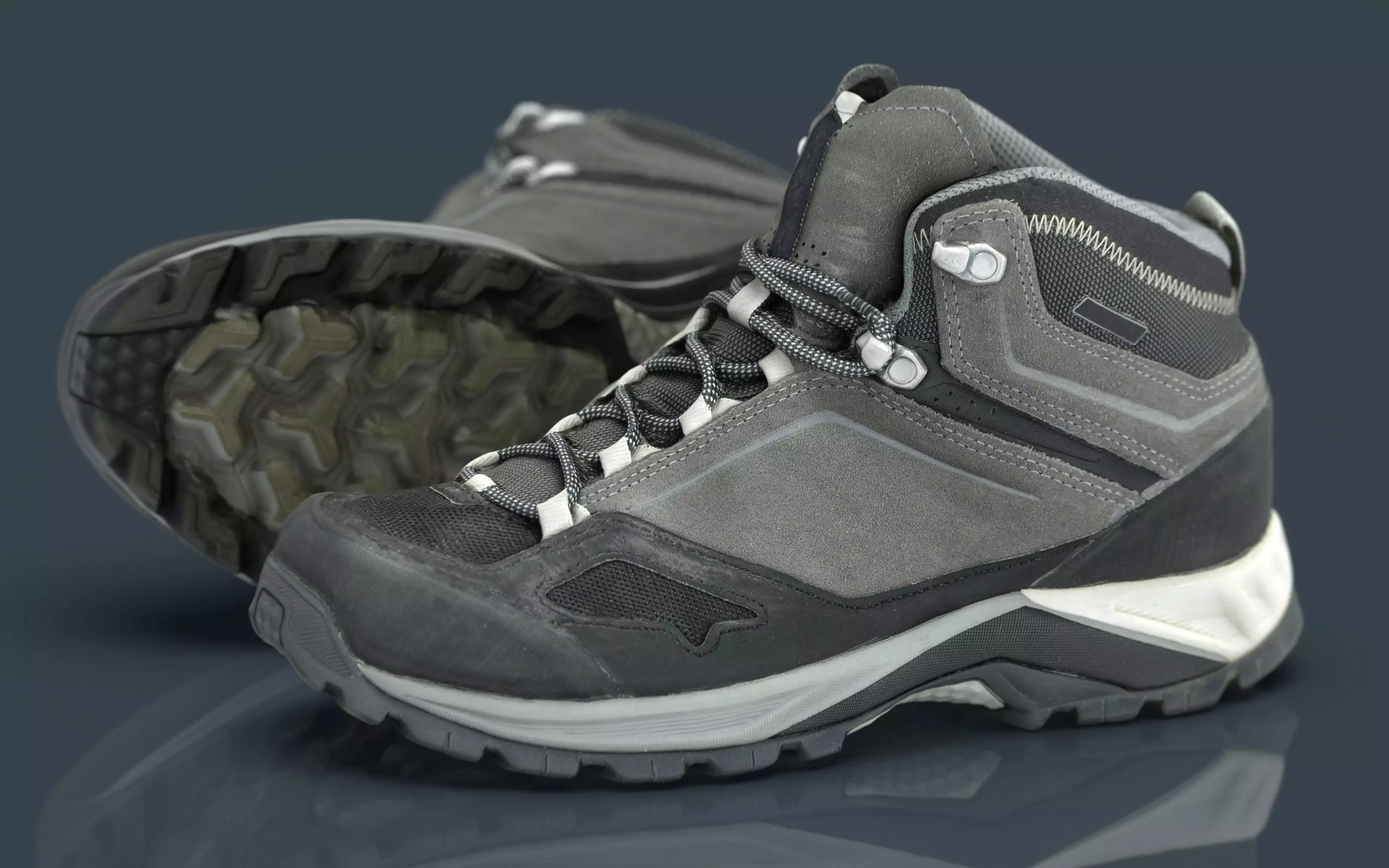 HIKING BOOTS 3 Low-poly 3D model_0