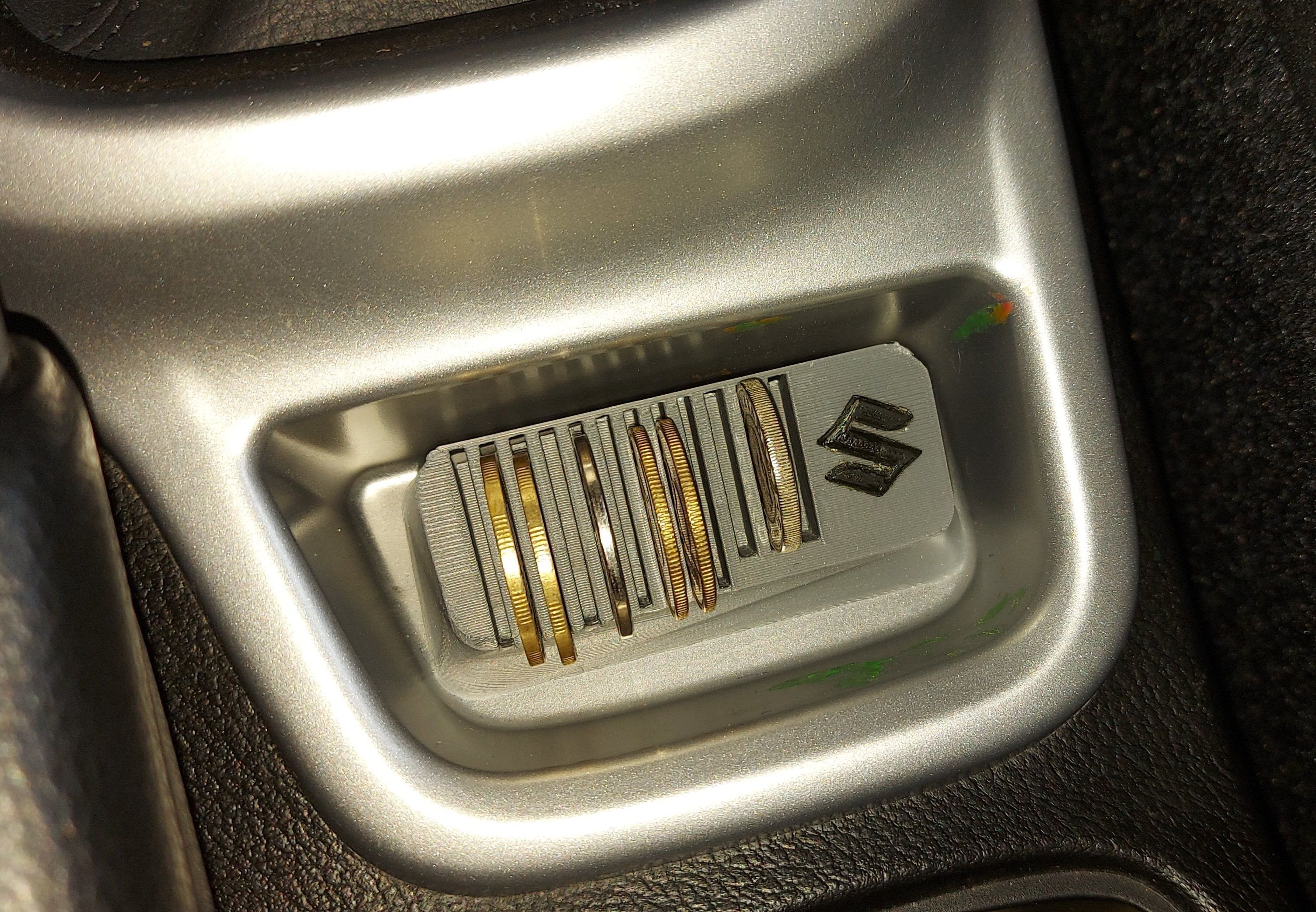 Coin holder - car gadget 3D print model_2