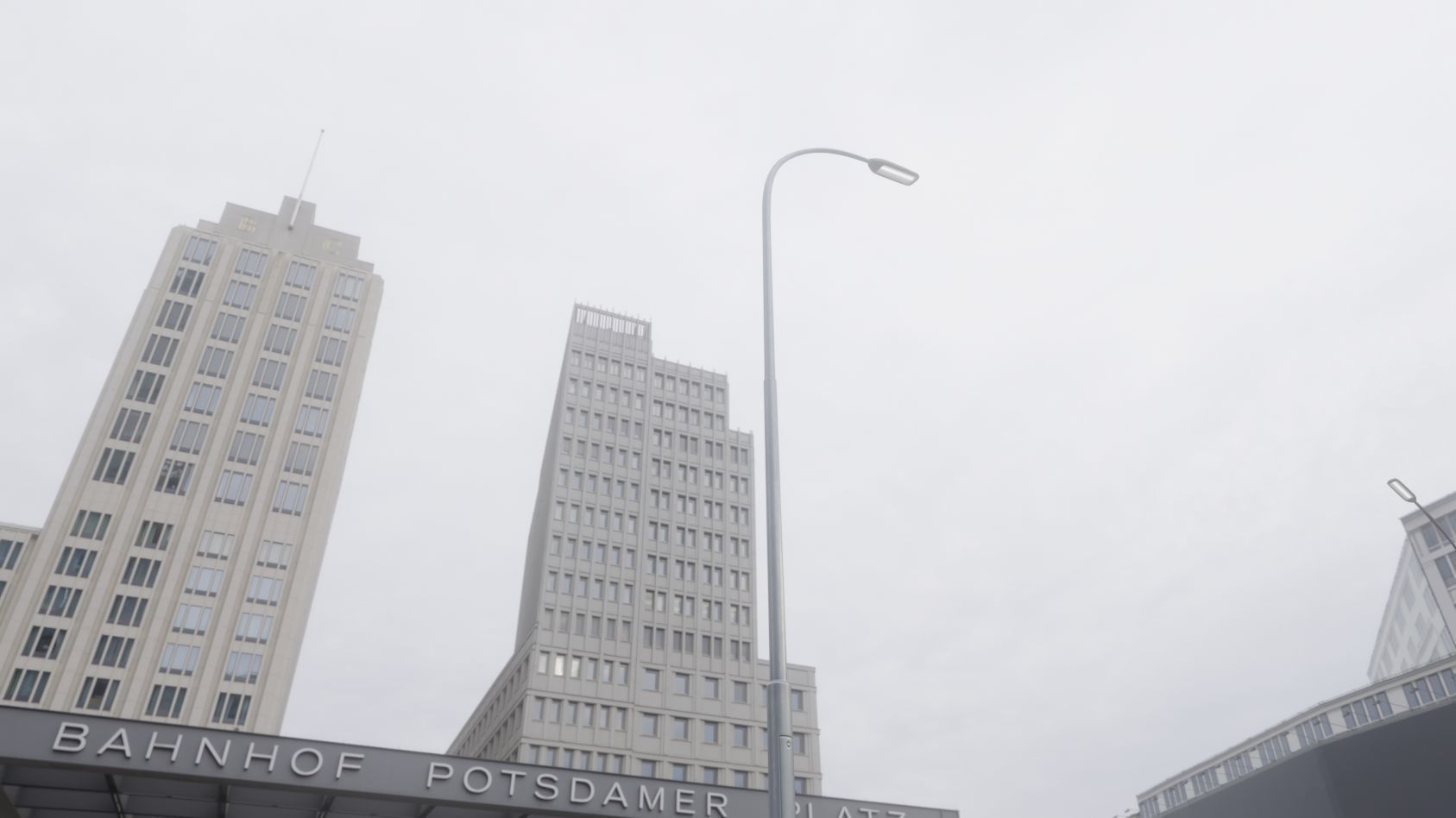 Street Light 11 version 15 10m with pole 1 Low-poly 3D model_2