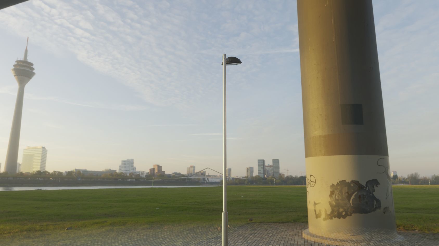 Street Light 15 version 6 5m with pole 2 Low-poly 3D model_18