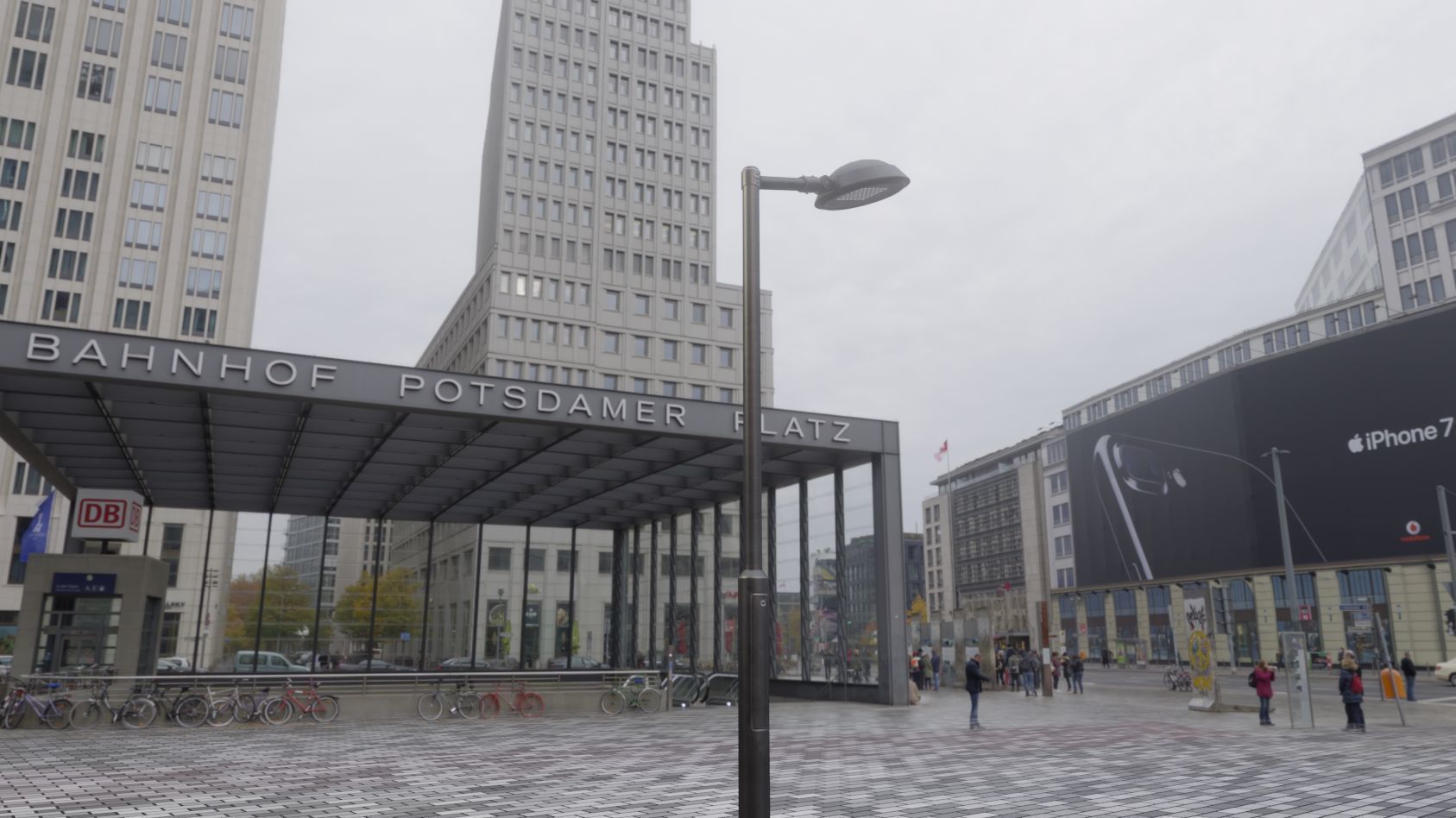 Street Light 15 version 1 3m with pole 3 Low-poly 3D model_94