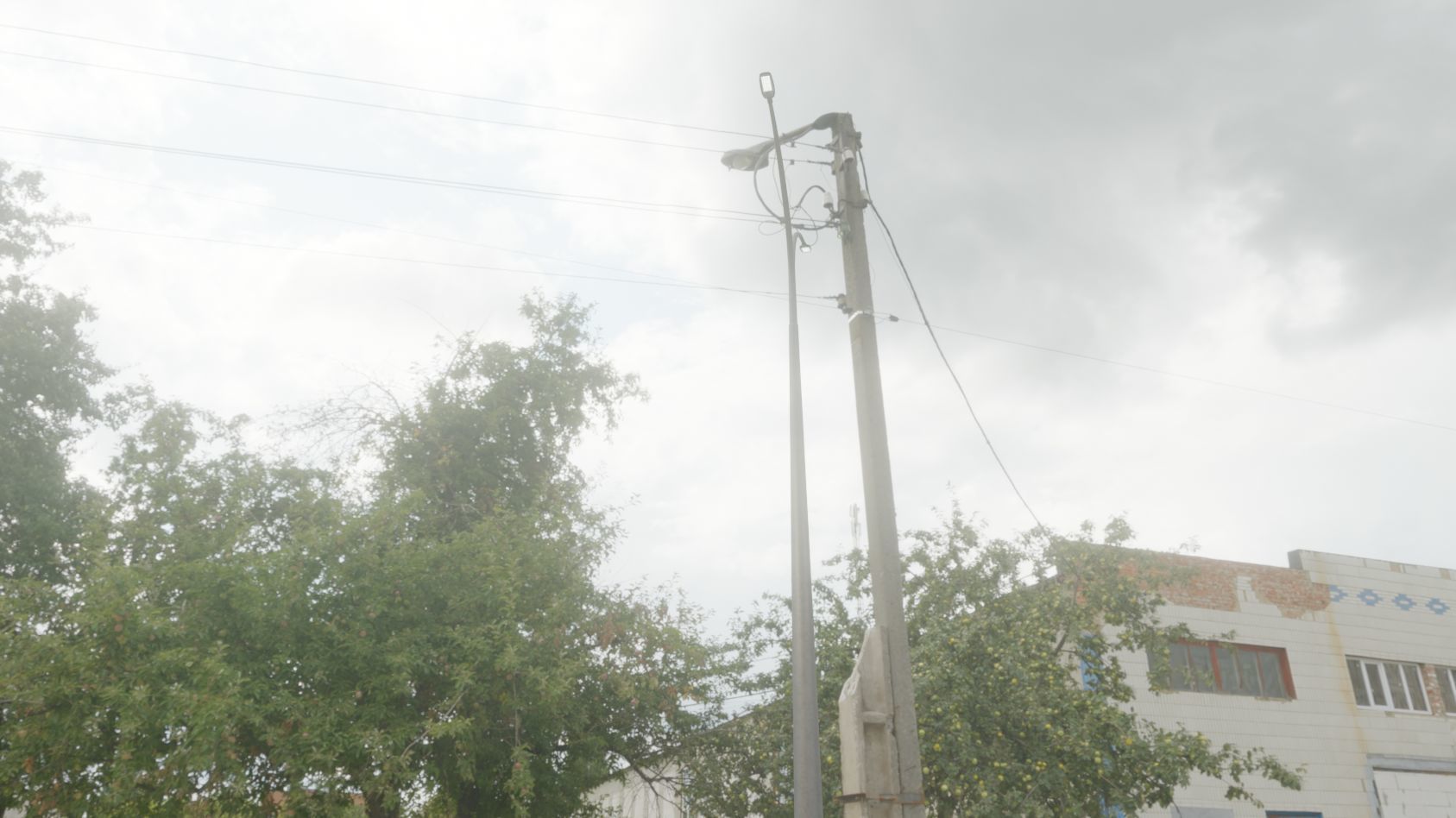 Street Light 12 version 16 10m with pole 4 Low-poly 3D model_46