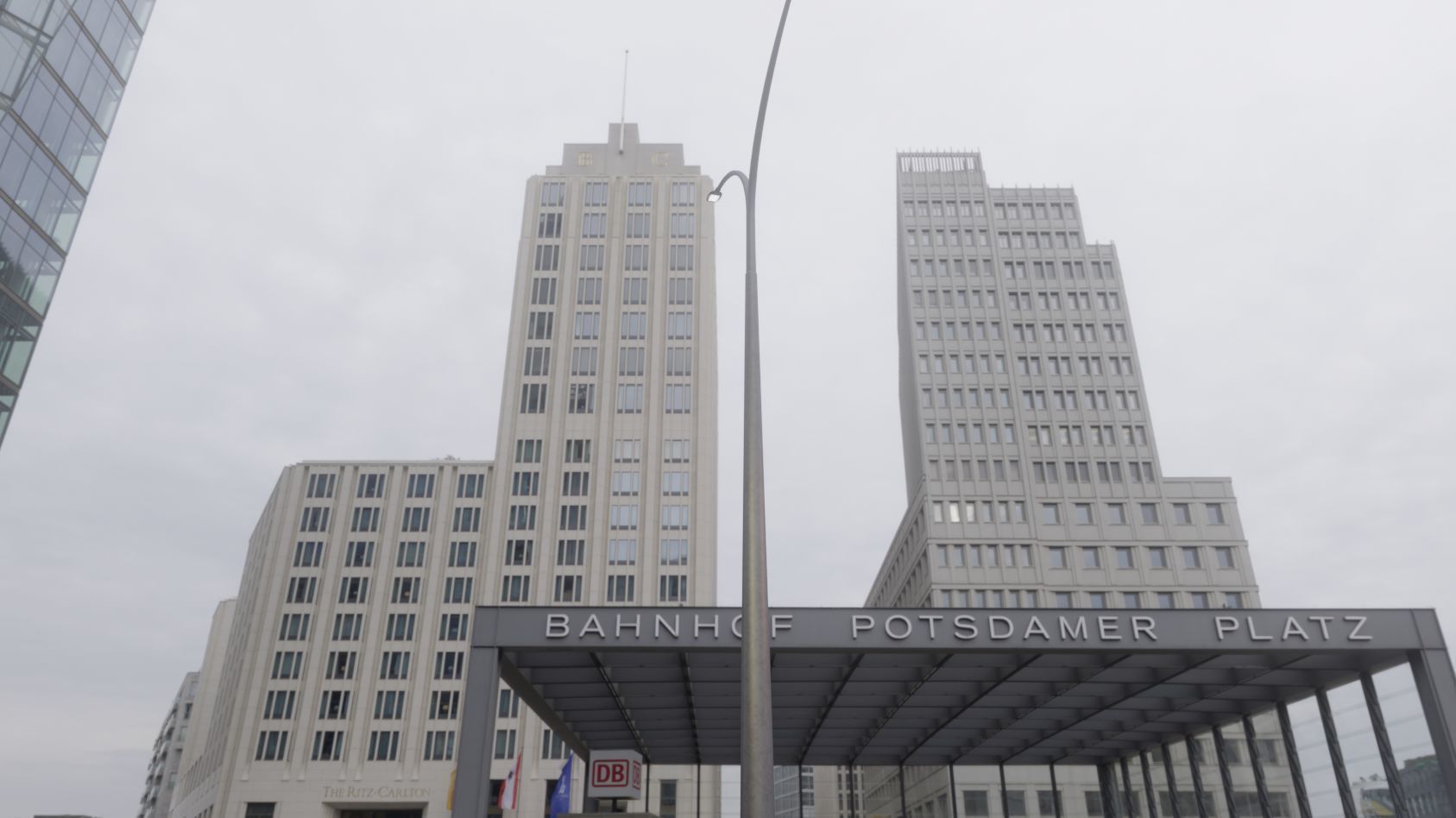 Street Light 12 version 16 10m with pole 4 Low-poly 3D model_11