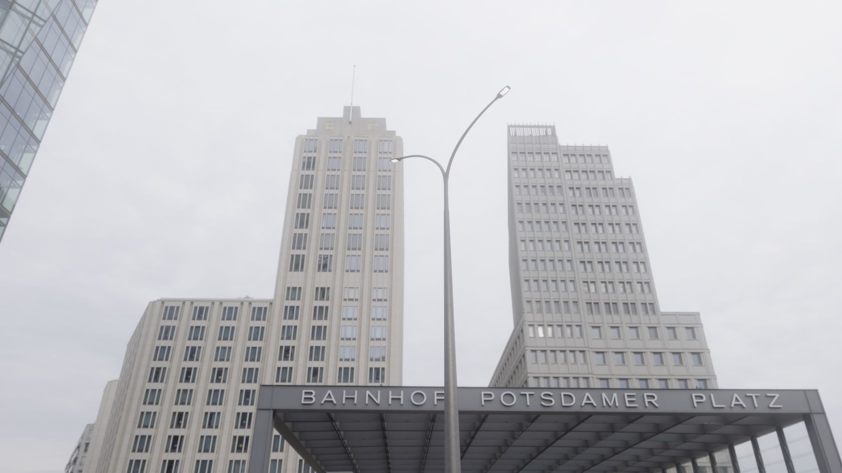 Street Light 12 version 16 10m with pole 4 Low-poly 3D model_41