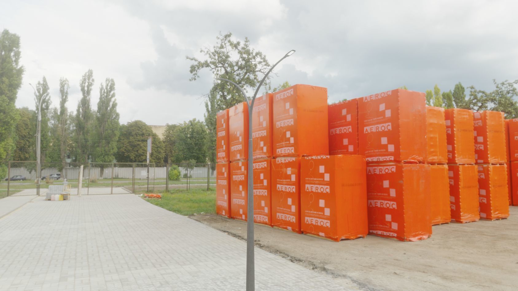 Street Light 12 version 16 10m with pole 4 Low-poly 3D model_91