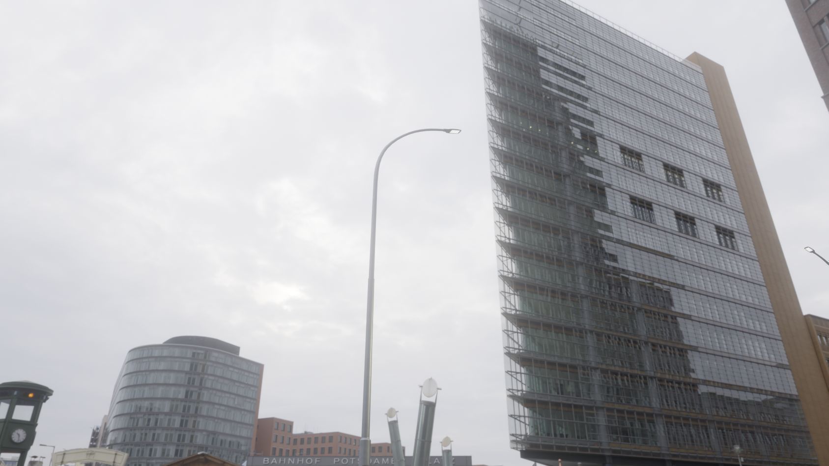 Street Light 12 version 15 10m with pole 1 Low-poly 3D model_36