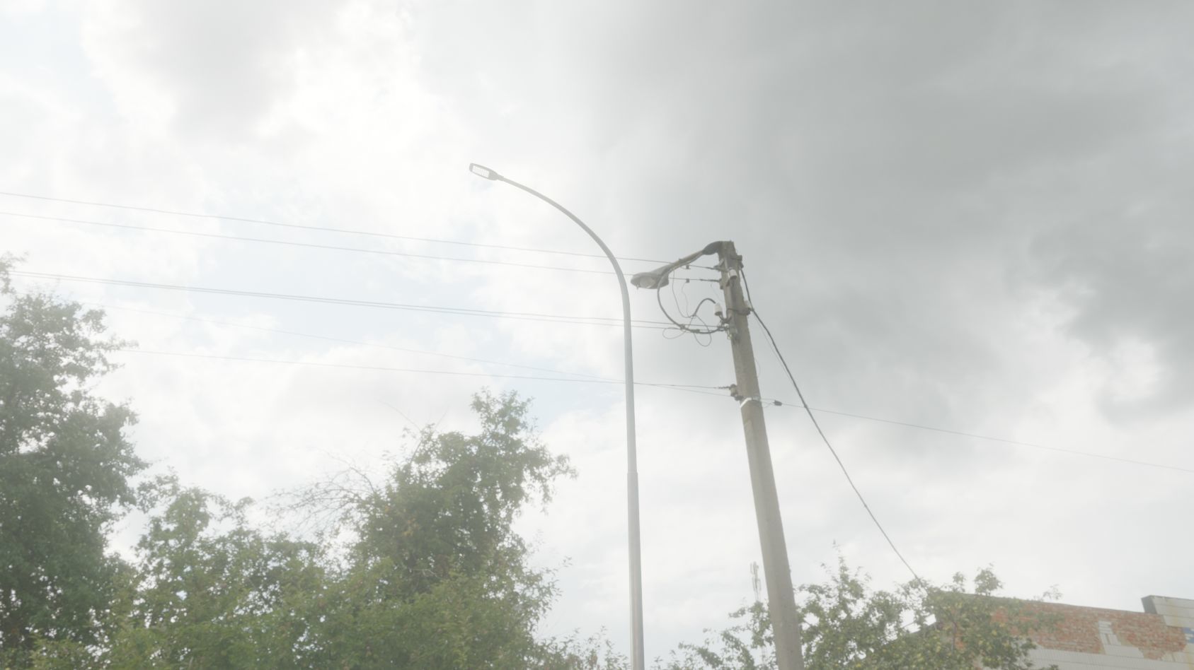 Street Light 12 version 15 10m with pole 1 Low-poly 3D model_86