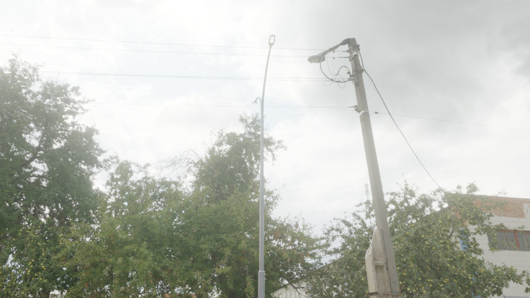 Street Light 12 version 14 10m with pole 4 Low-poly 3D model_96