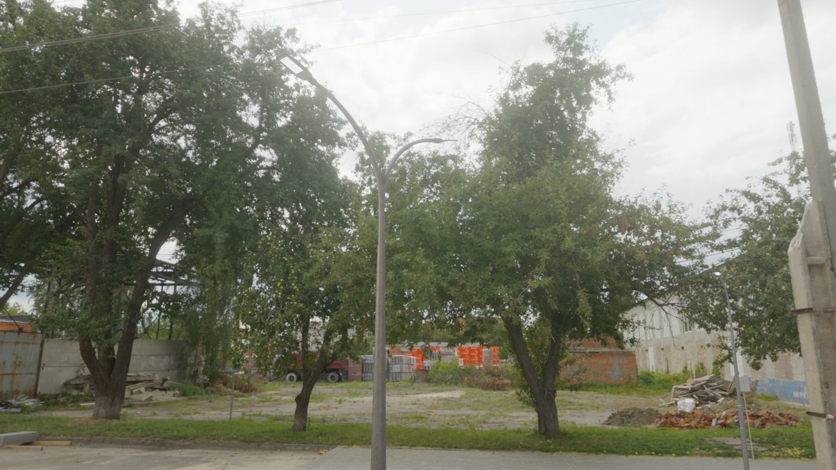 Street Light 12 version 12 6m with pole 4 Low-poly 3D model_94