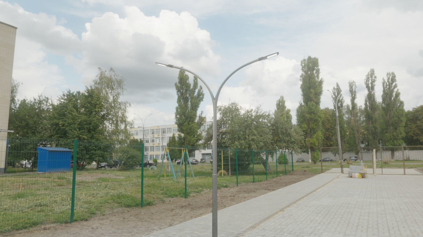 Street Light 12 version 10 6m with pole 4 Low-poly 3D model_7