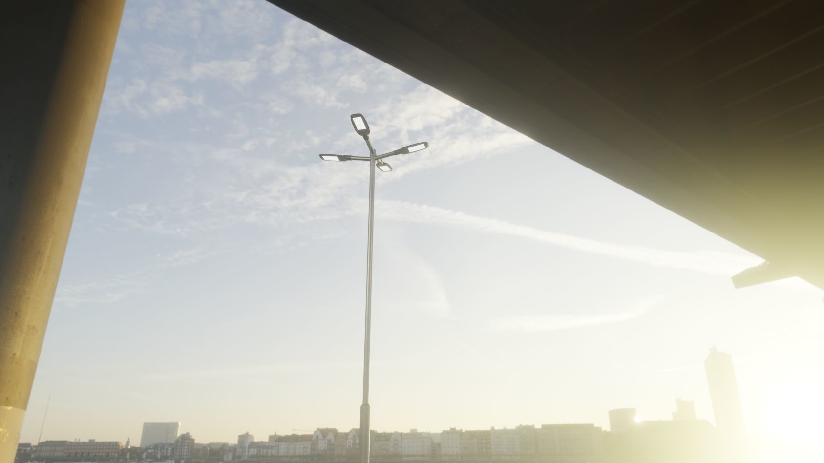 Street Light 12 version 9 5m with pole 2 Low-poly 3D model_87