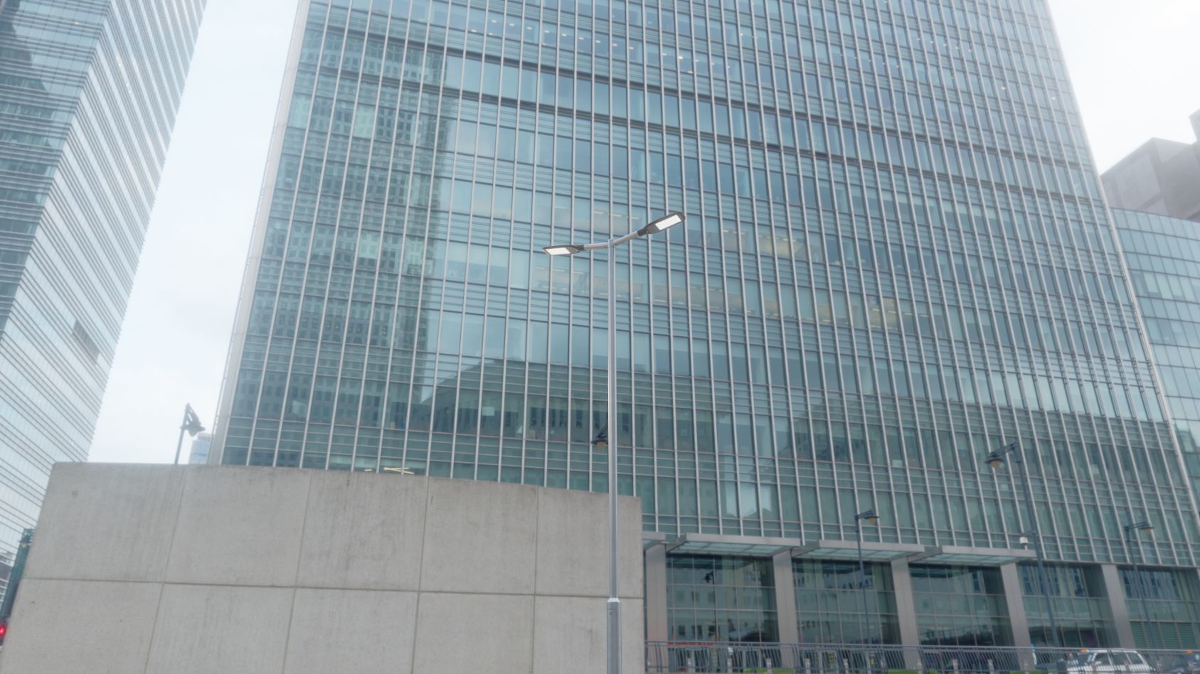 Street Light 12 version 7 5m with pole 2 Low-poly 3D model_98