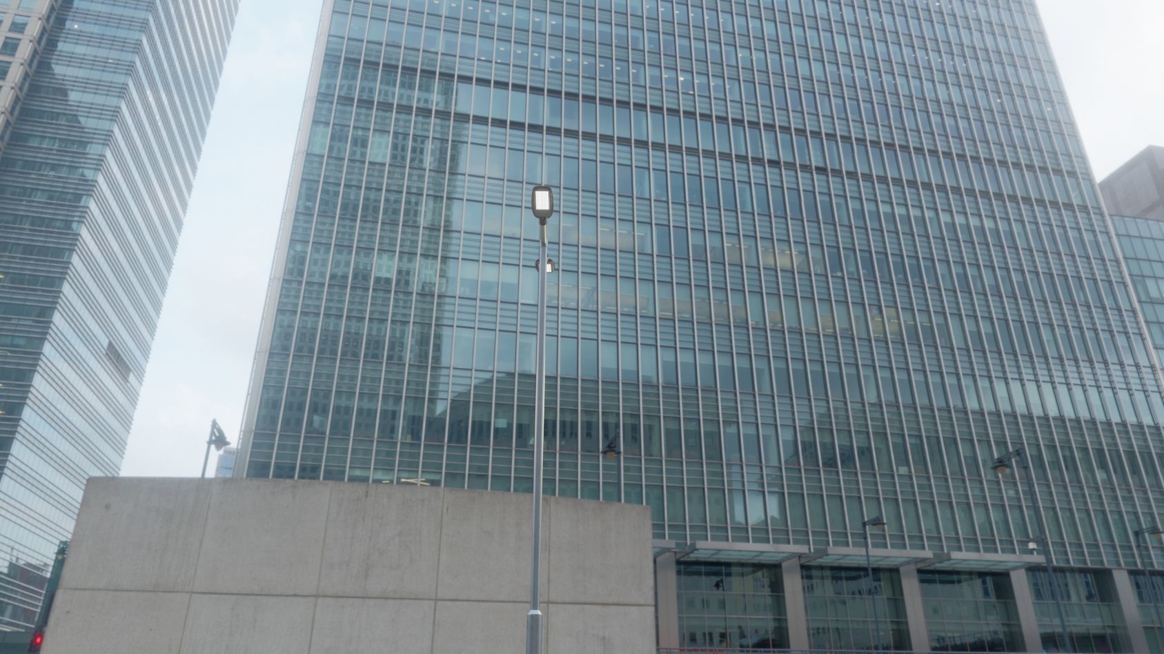 Street Light 12 version 7 5m with pole 2 Low-poly 3D model_43