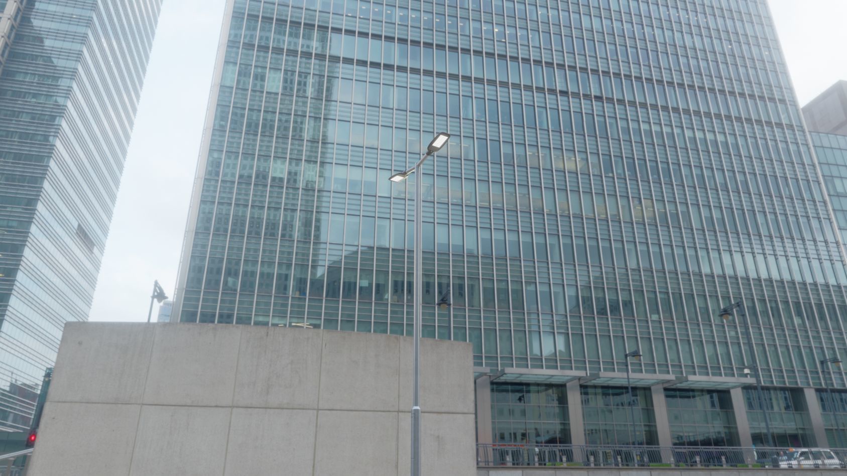 Street Light 12 version 7 5m with pole 2 Low-poly 3D model_68