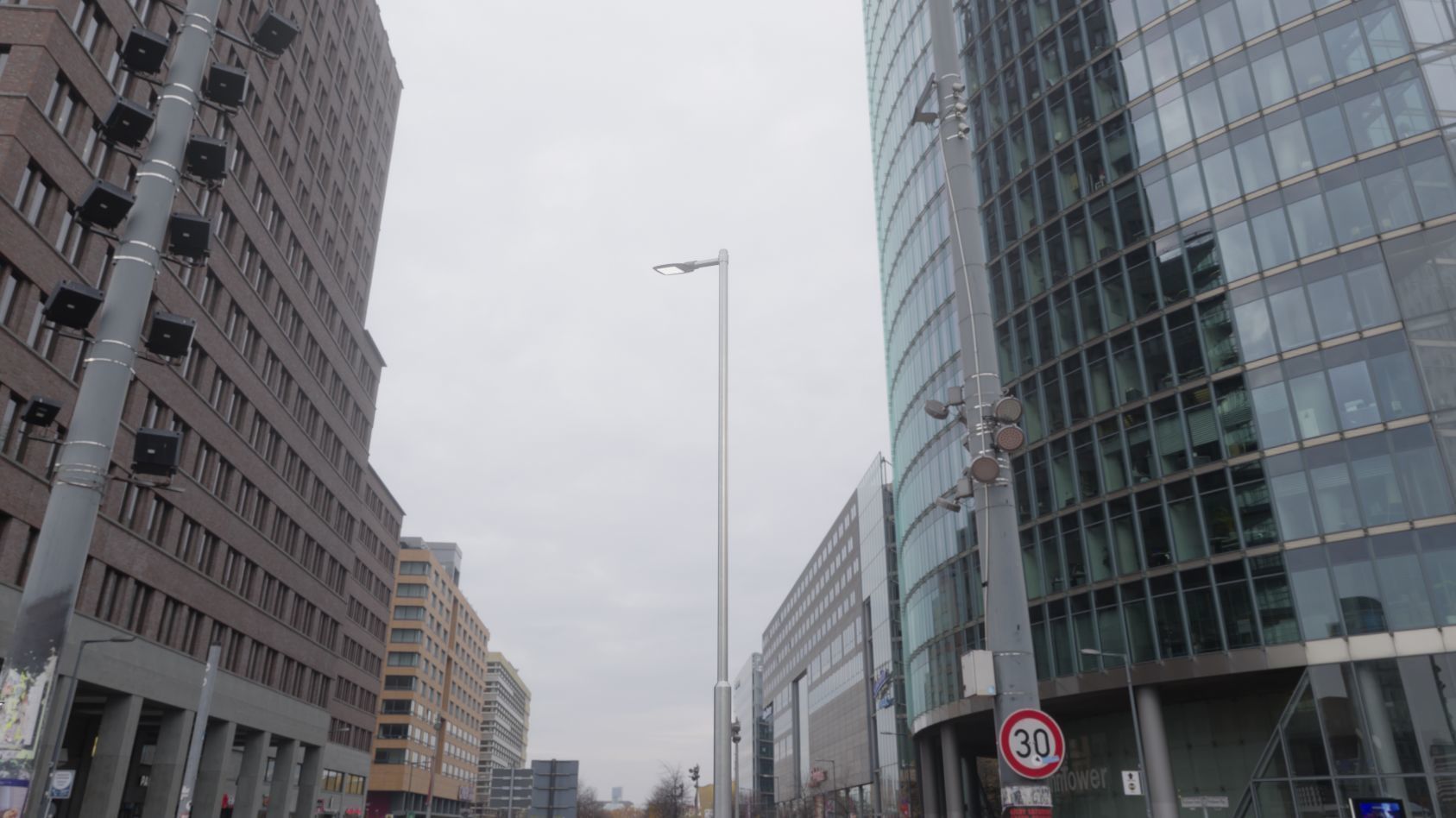 Street Light 12 version 6 5m with pole 2 Low-poly 3D model_51