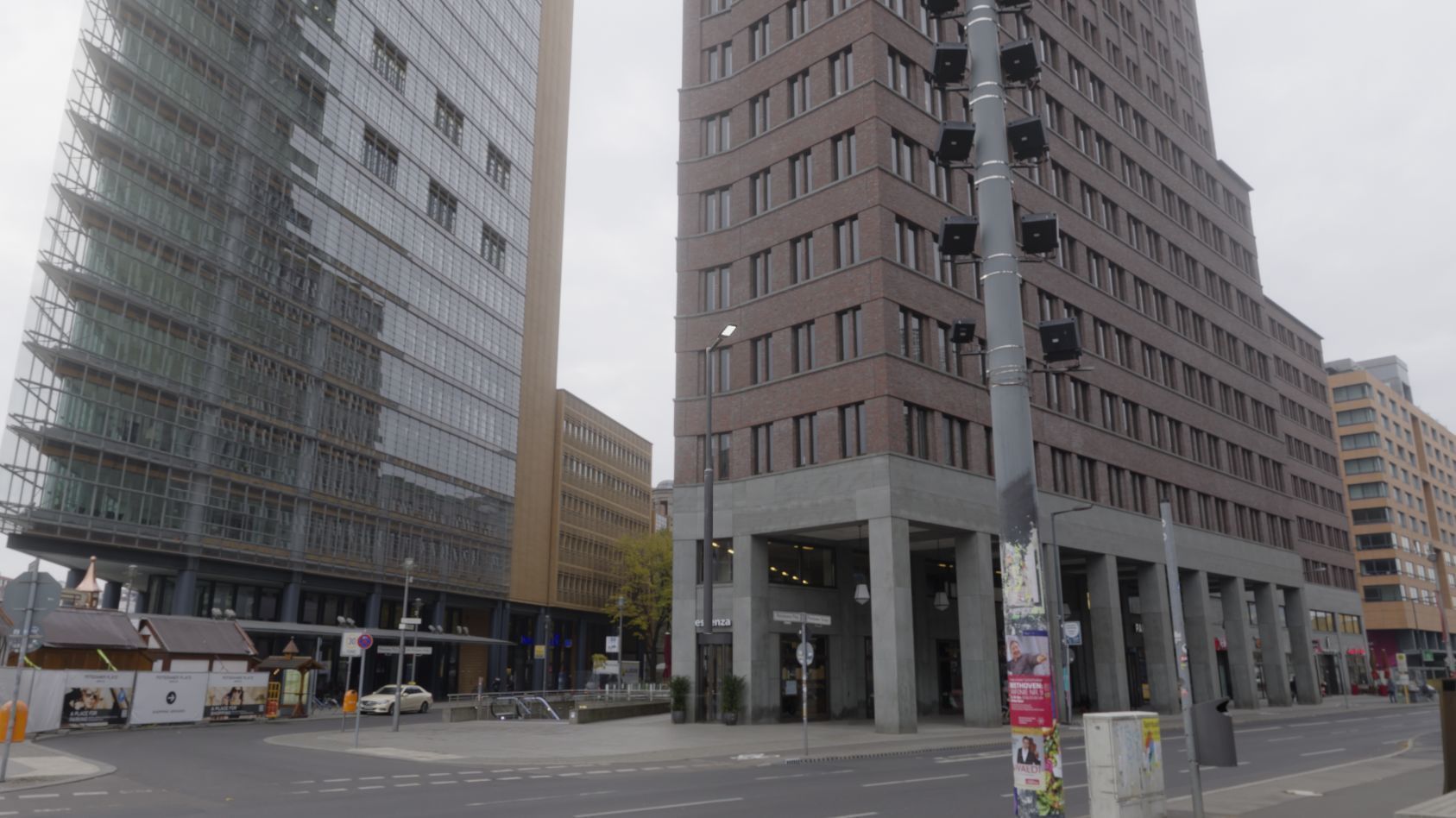 Street Light 12 version 1 3m with pole 3 Low-poly 3D model_56