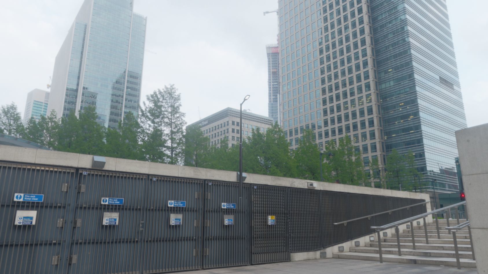 Street Light 12 version 1 3m with pole 3 Low-poly 3D model_23