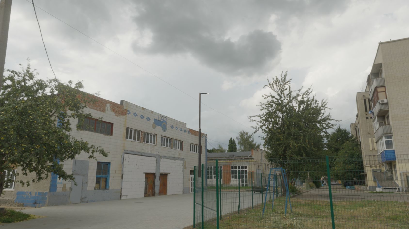 Street Light 12 version 1 3m with pole 3 Low-poly 3D model_46