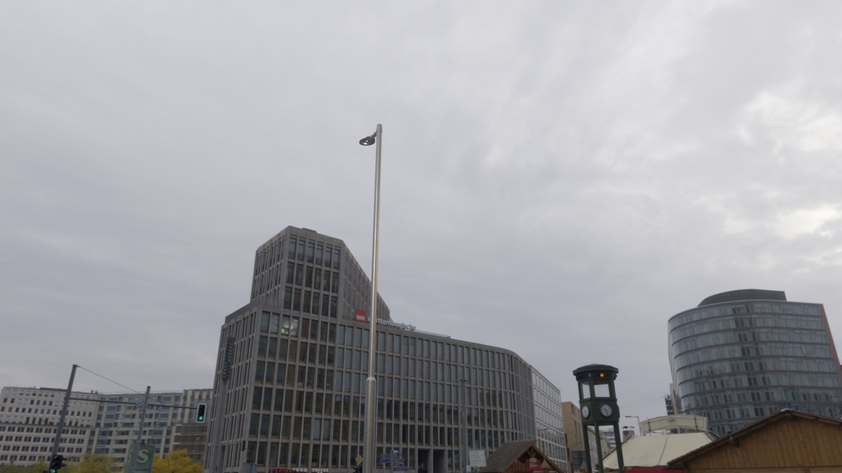 Sci-Fi Street Light 14 version 6 5m with pole 2 Low-poly 3D model_87