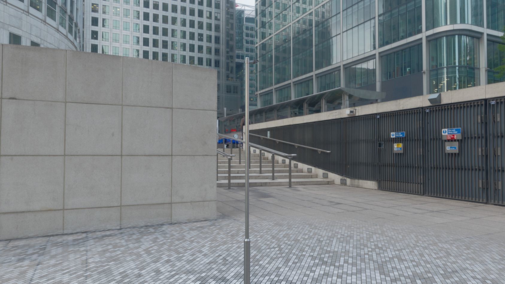 Sci-Fi Street Light 14 version 6 5m with pole 2 Low-poly 3D model_23