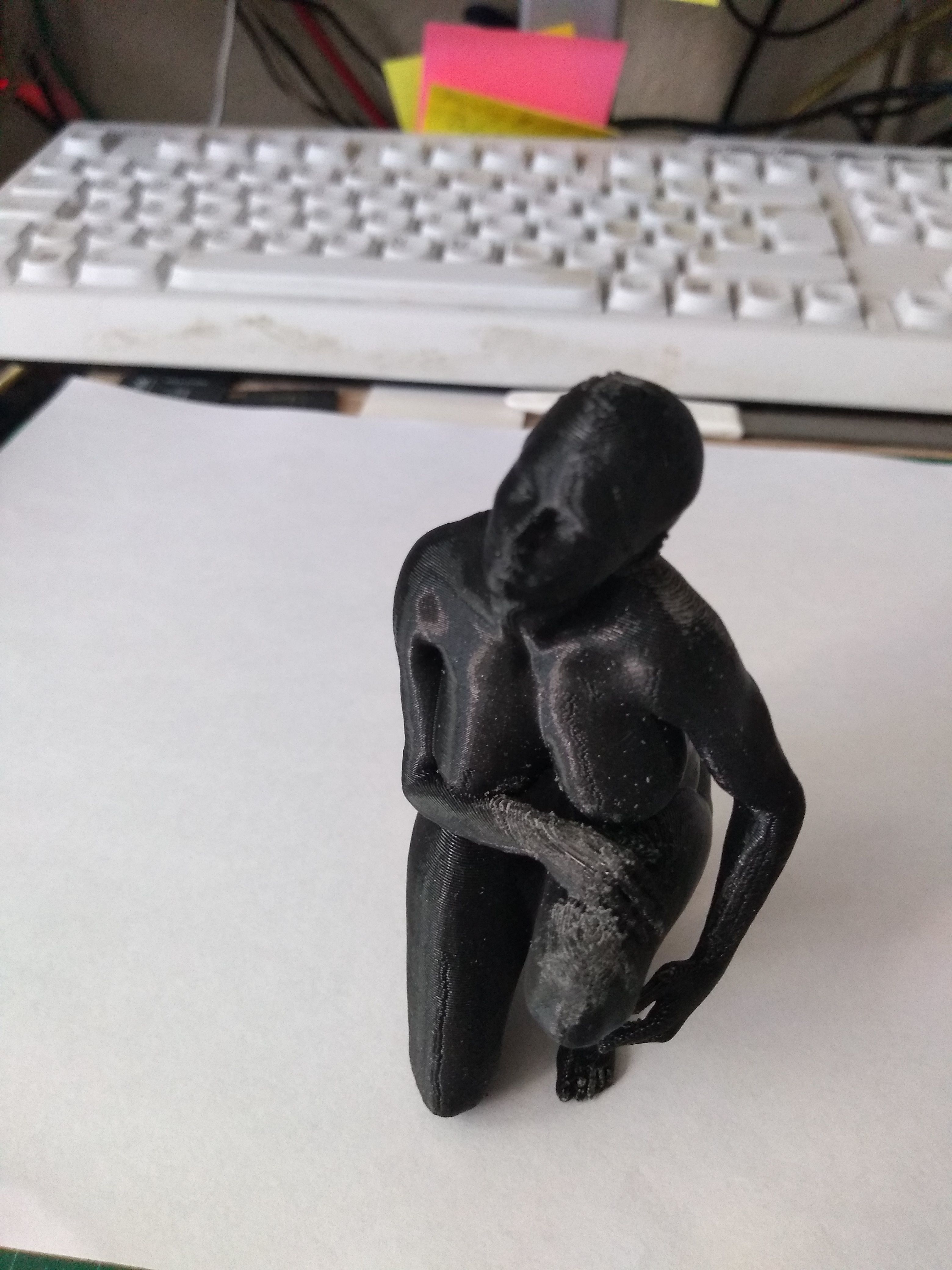 Kniende Figur gela 10-07 by stc45 3D print model_1