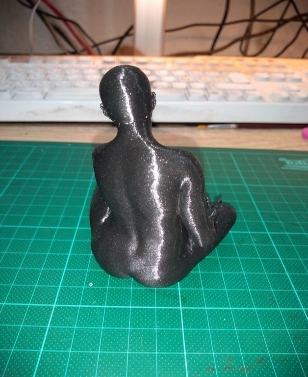 Sitzende Figur gela 10-09 by stc45 3D print model_7