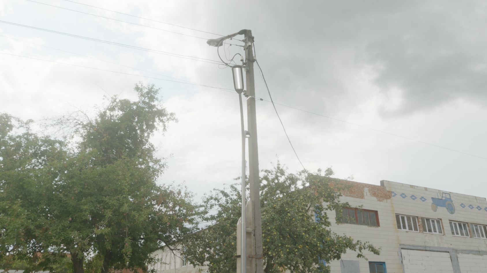 Street Light 11 version 10 6m with pole 4 Low-poly 3D model_86