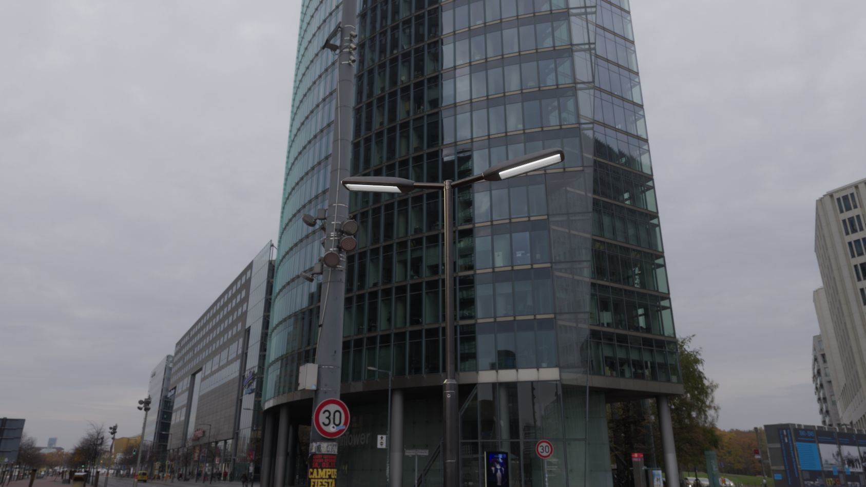 Street Light 11 version 2  3m with pole 3 Low-poly 3D model_72