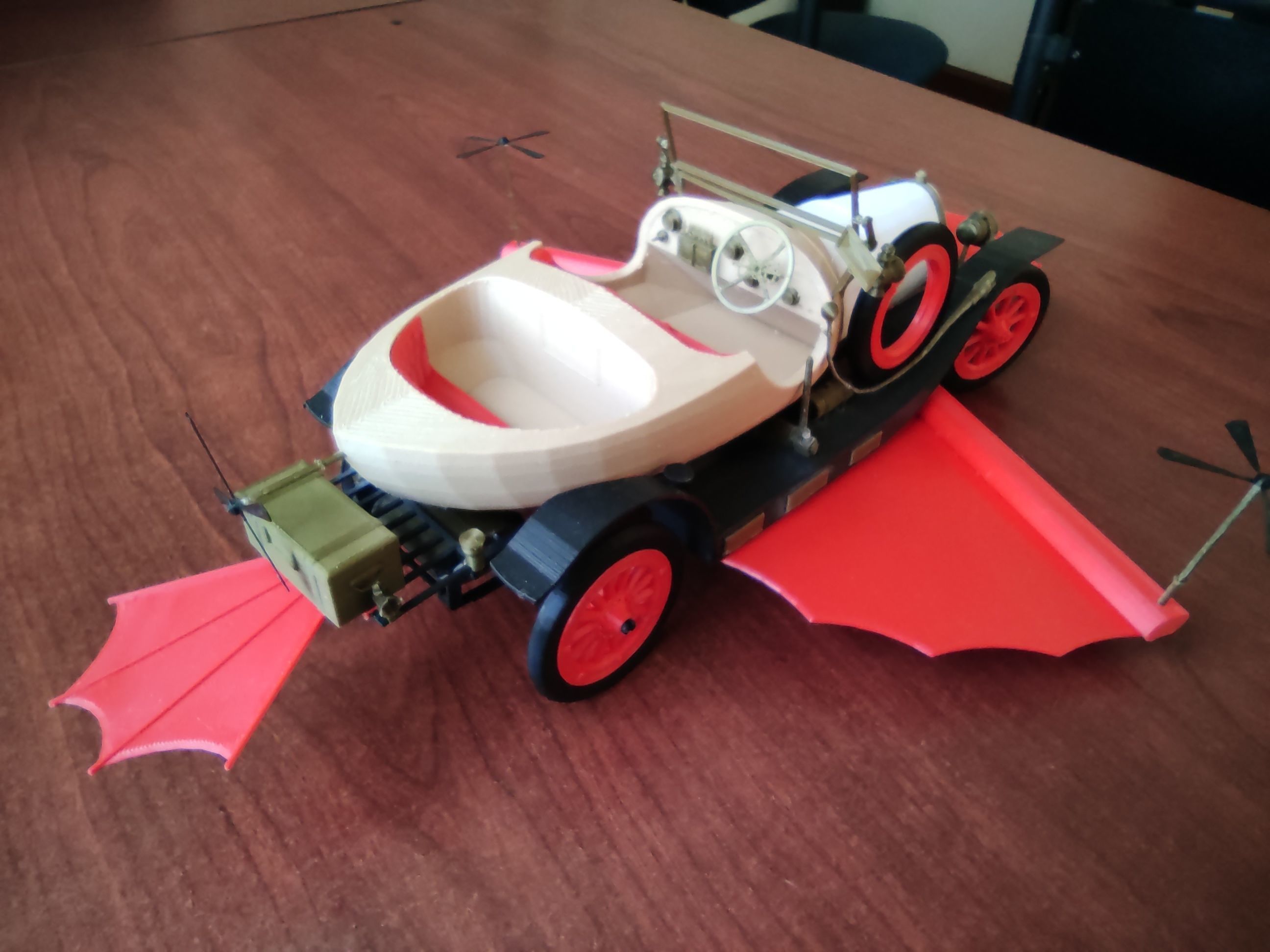Chitty Chitty Bang Bang car PRINTABLE LOW POLY 3D print model_4