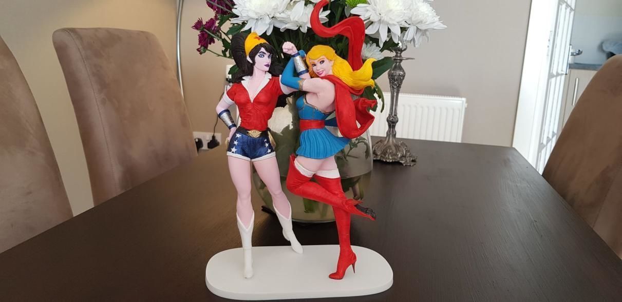 wonder woman and supergirl 3D print model_11