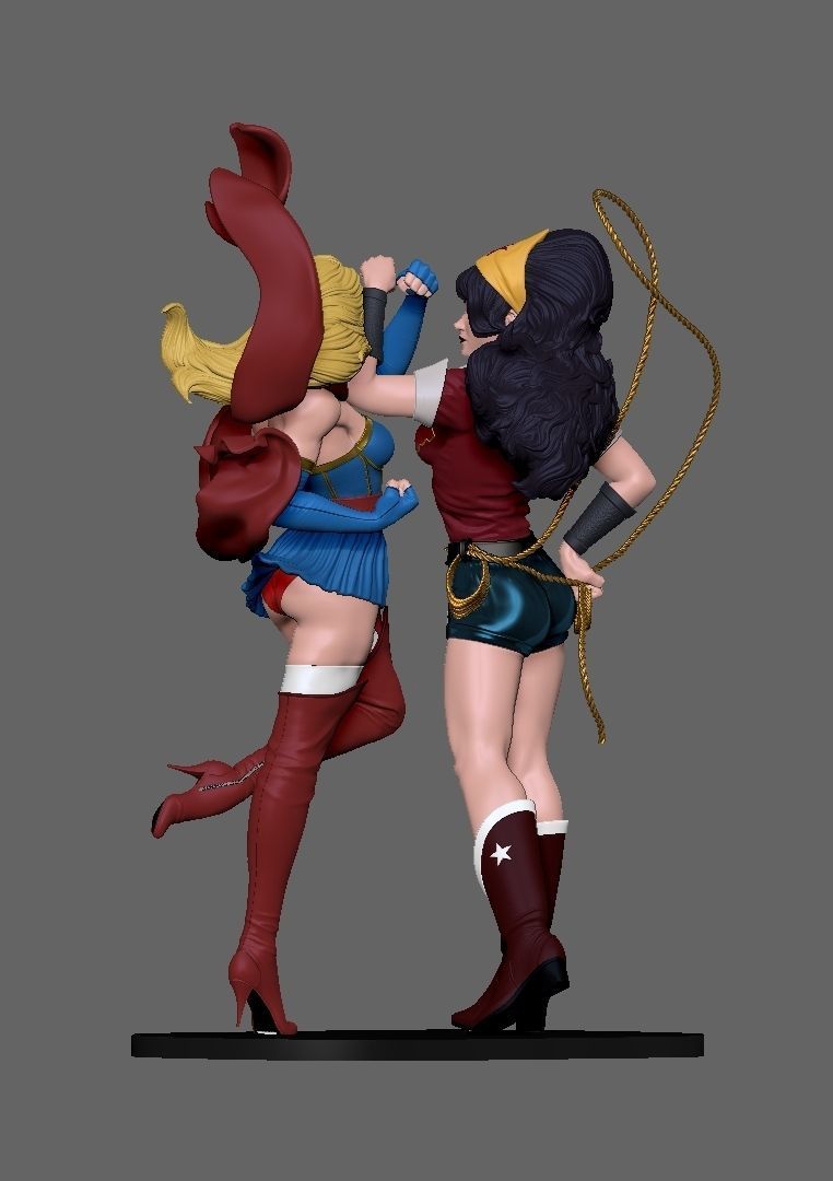 wonder woman and supergirl 3D print model_5