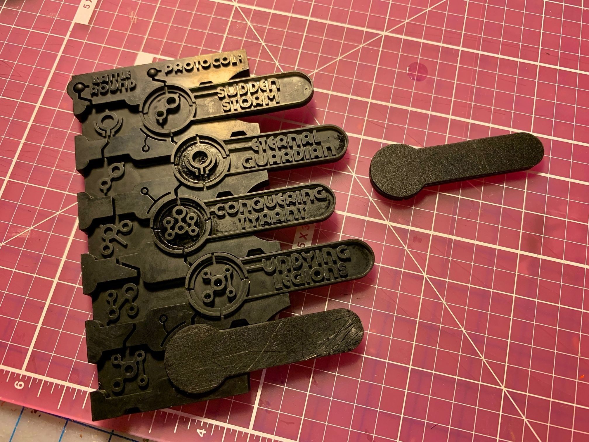 Space Pharoah command protocol tracker Warhammer 40k 3D print model_3