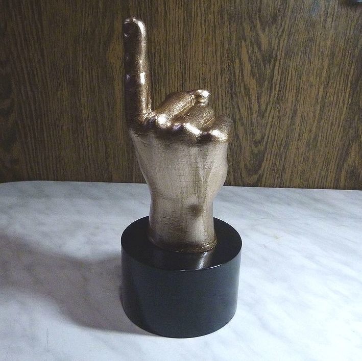 Statuette Instructions of the boss 3D print model_9