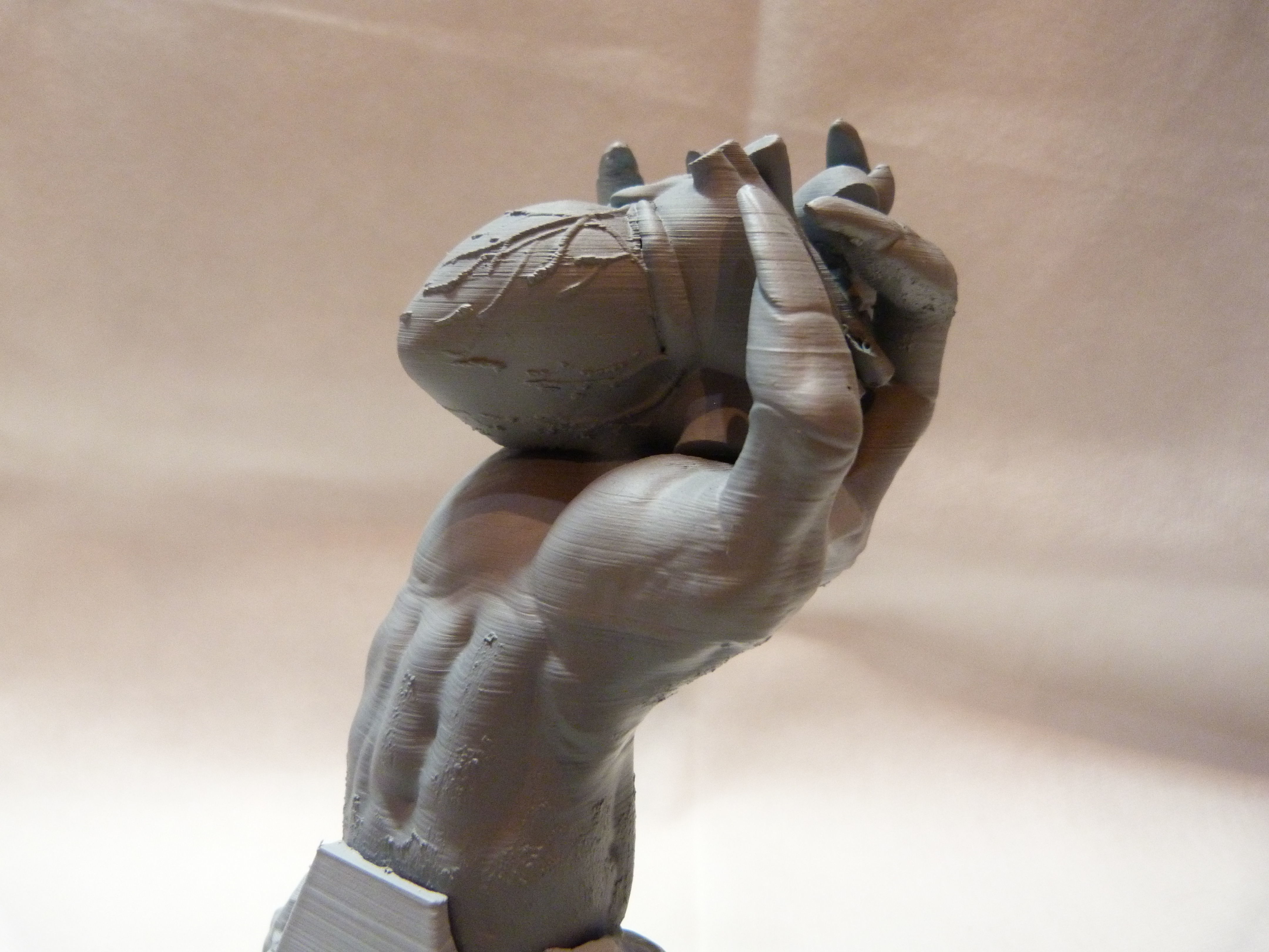 Heart in its claws 3D print model_17