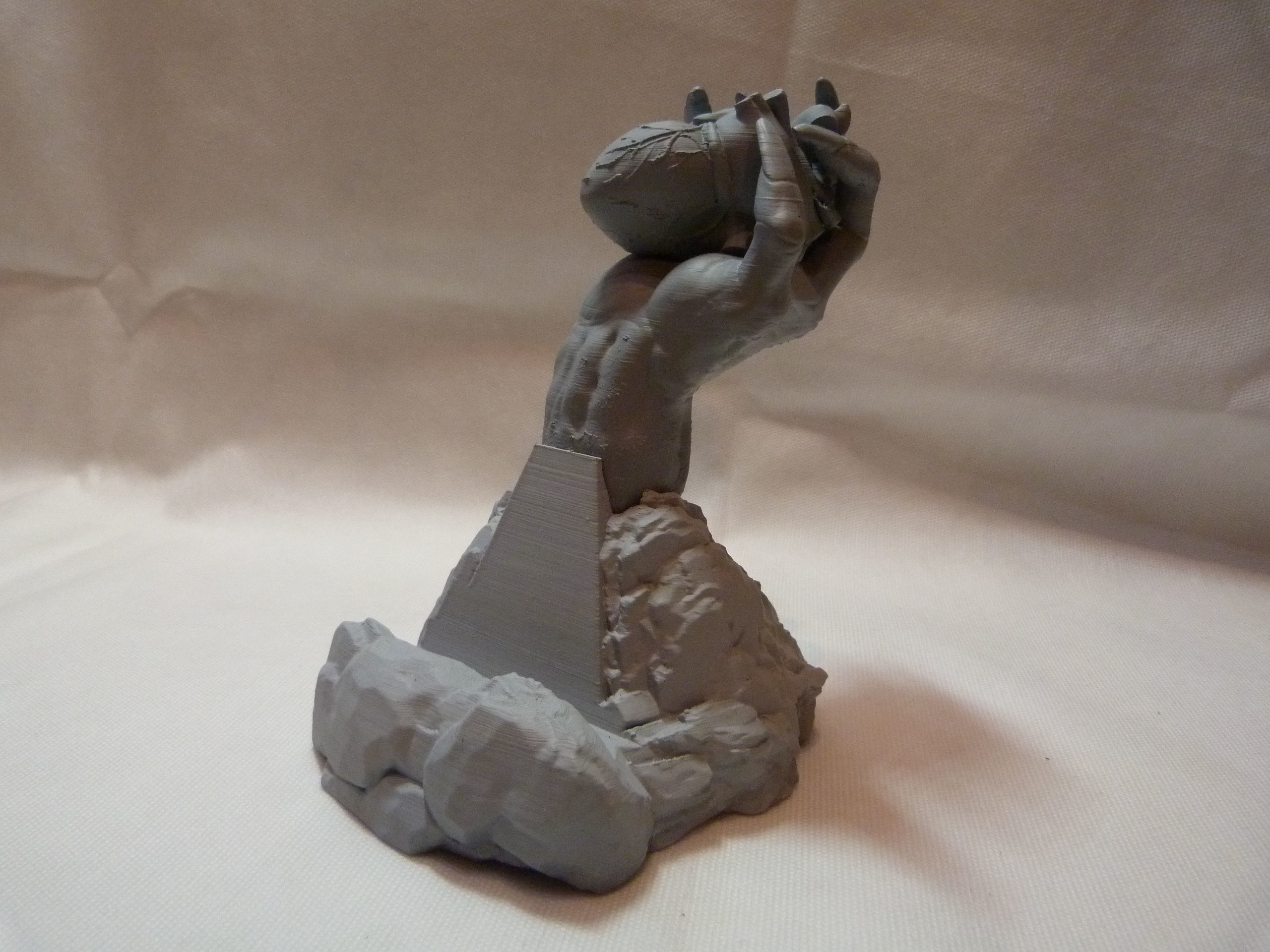 Heart in its claws 3D print model_20