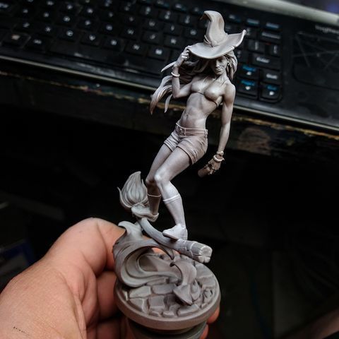 Anita the Young Witch 3D print model_4