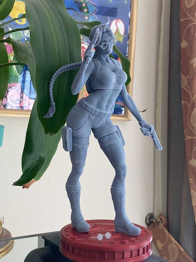 LARA CROFT - TOMB RAIDER  COMICS  Collectible statue 3D print model_17