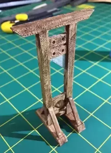 Guillotine for the board or card game Guillotine Free 3D print model