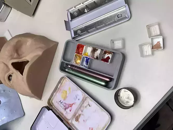 Water color palette fit to tin can palette 3D print model