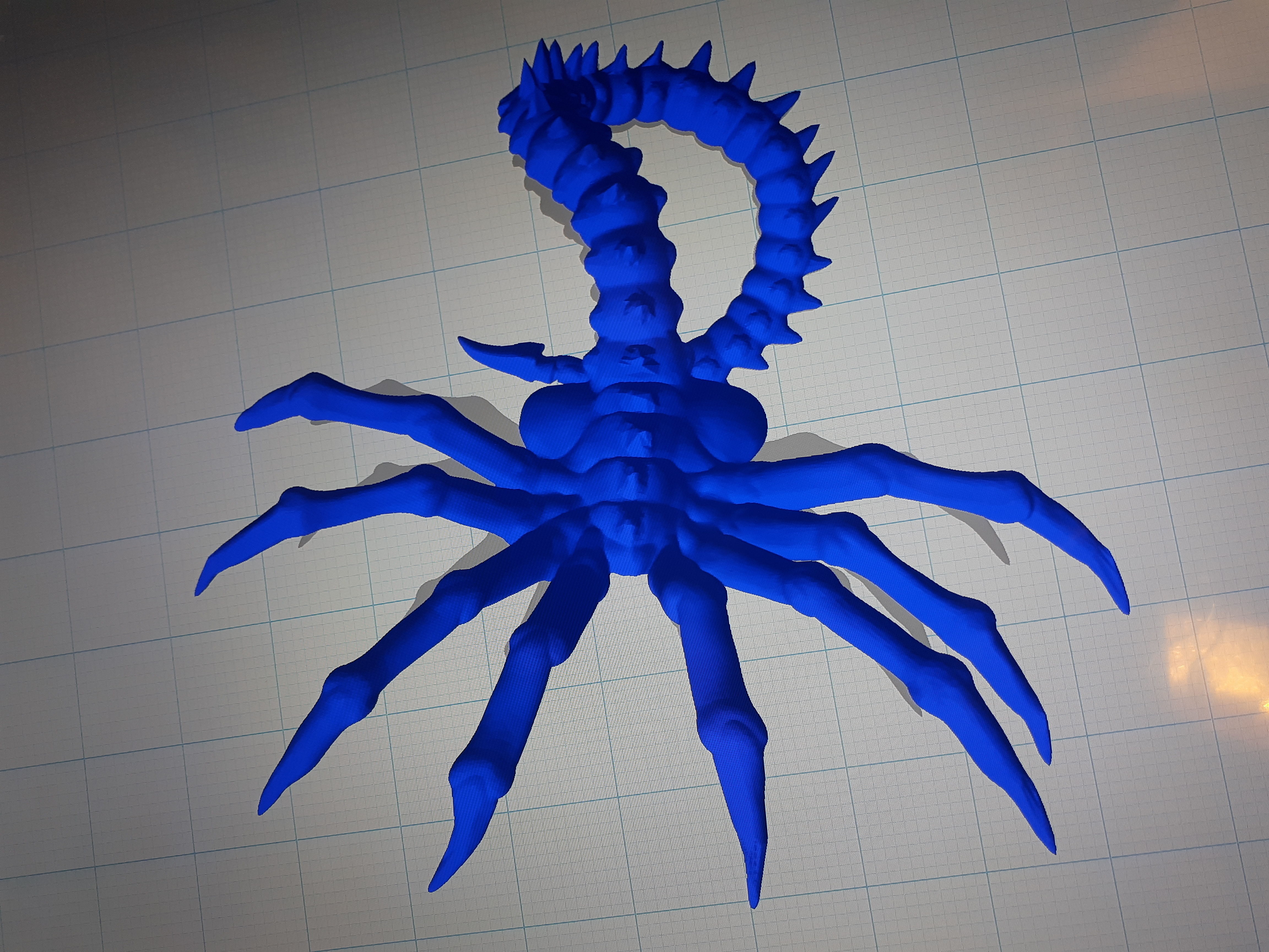 Queen Face Hugger 3D print model_3