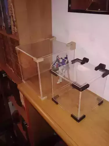 KIT TO MAKE CHEAP SHOWCASE