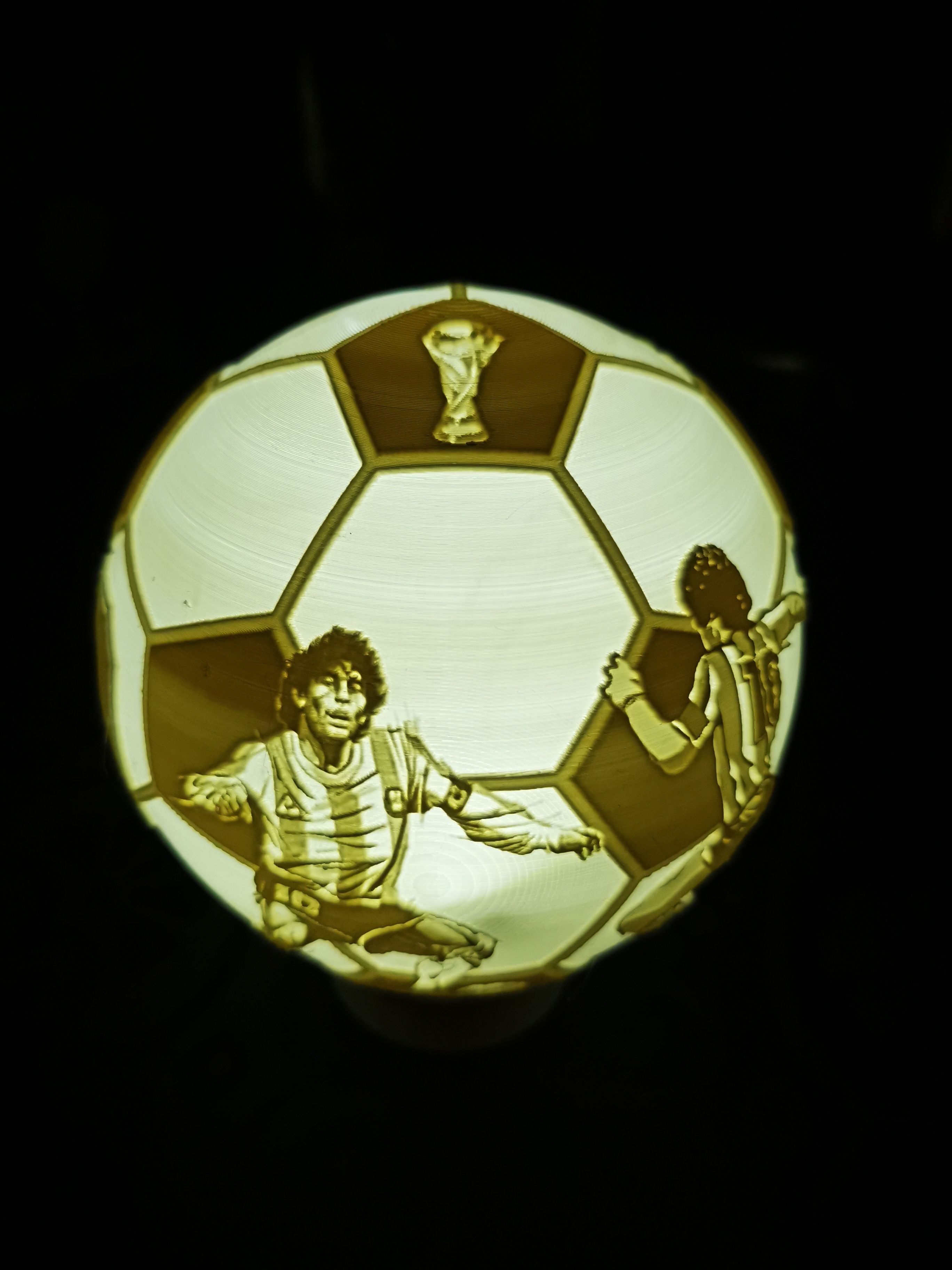 MARADONA LITHOPHANE LAMP 3D print model_3